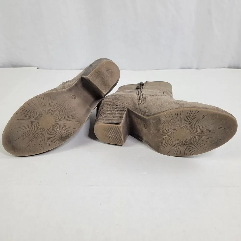 Chelsea Moreland Ankle Booties Taupe Side Zip Chunky‎ Heel Boots Casual